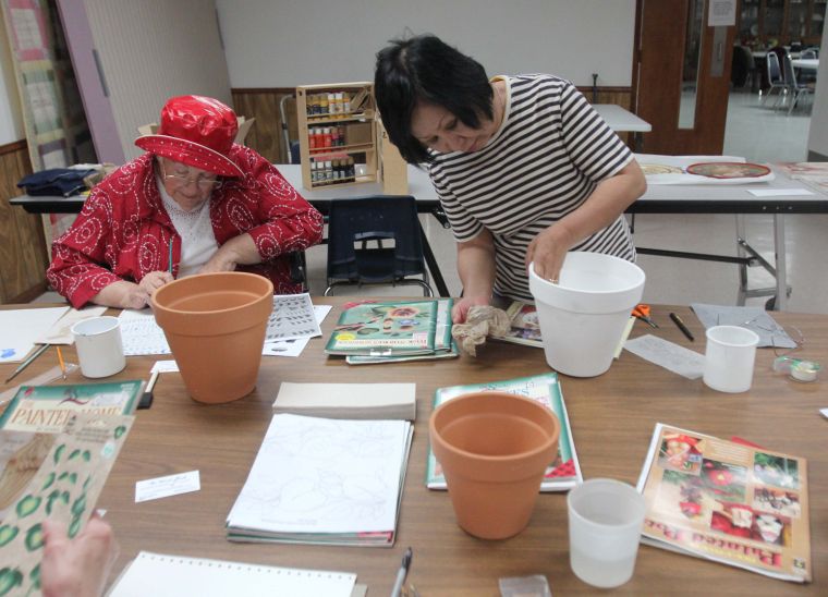 Communities - Decorative/Folk Art Beginner Painting Class